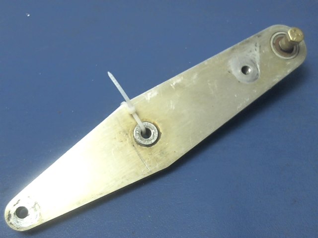 1260080-1 Cessna - BELLCRANK ASSEMBLY (small scrape see photos)