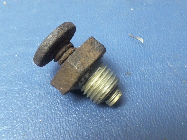 0523520-9 Cessna - PLUG DRAIN