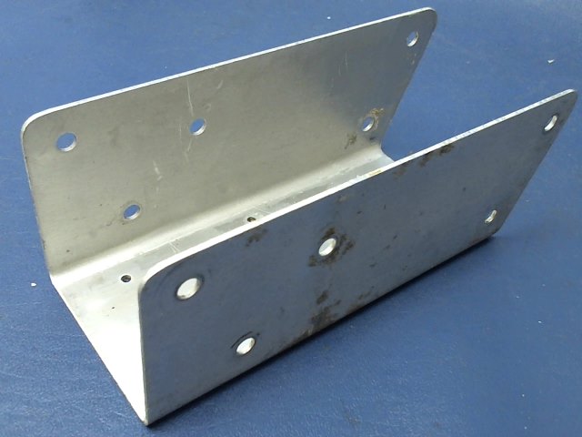0411286 Cessna - STIFFENER-CONTROL Y BULKHEAD