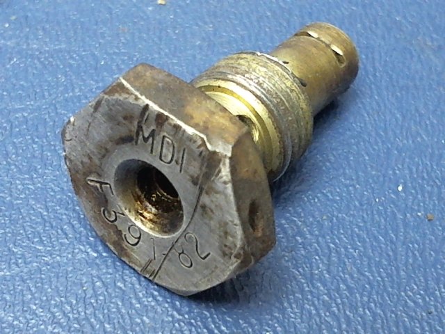 0526001-6 Cessna - DRAIN VALVE FUEL