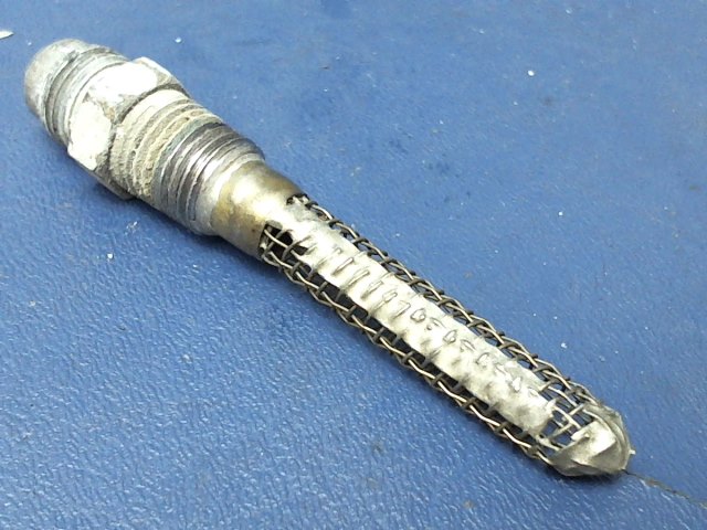 0422130 Cessna - STRAINER -FUEL TANK (FINGER)
