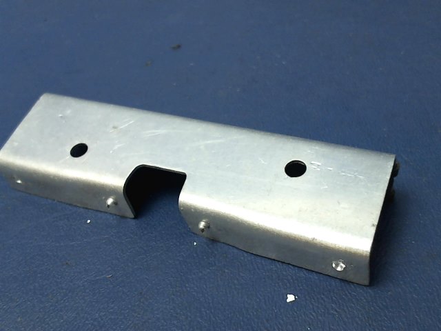 0511484-2 Cessna - BRACKET-INSTRUMENT LIGHT CONSOLE