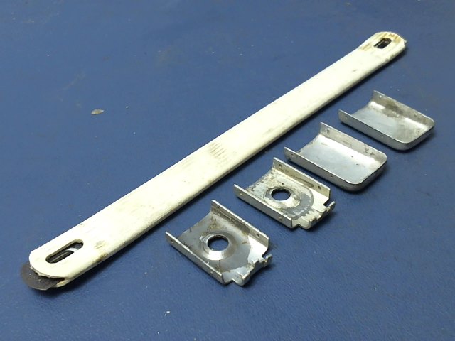 0811854-2 Cessna - STRAP -ASSIST