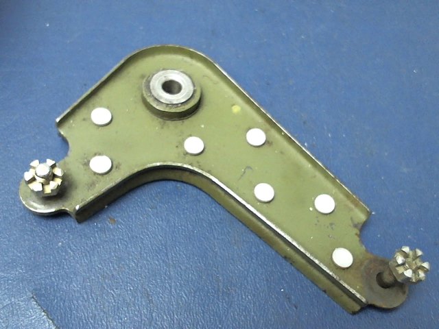 0861500-13 Cessna - BELLCRANK -AILERON