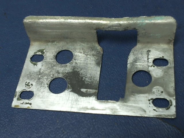 0711695-7 Cessna - COVER-LH DOOR CLUTCH