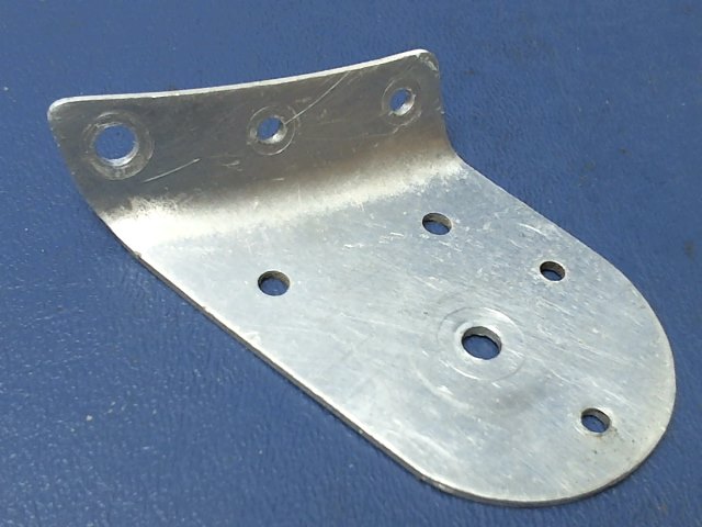 0412044-3 Cessna - BRACKET-PULLEY REAR LH