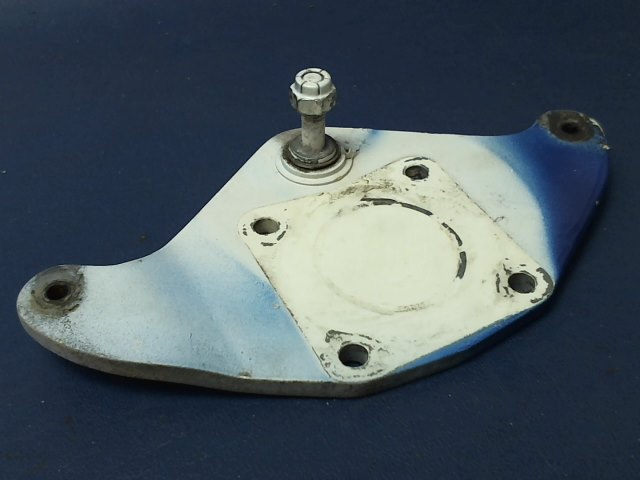 0534122-1 Cessna - BELLCRANK-ELEVATOR REAR