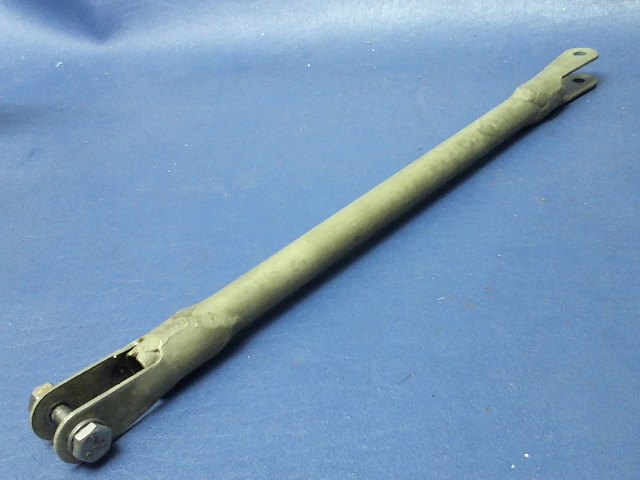 0510161-12 Cessna - TUBE-BELLCRANK TO CONTROL TEE