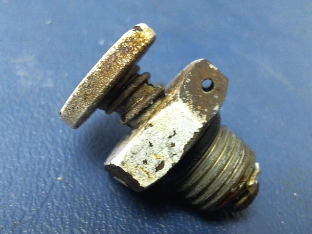 0523520-9 Cessna - PLUG DRAIN