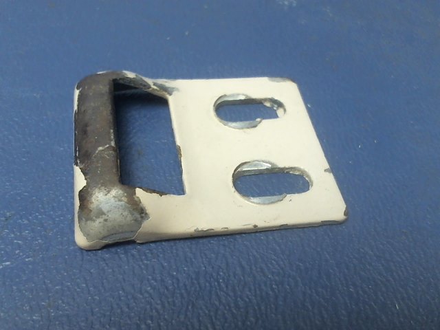 0311319-1 Cessna - PLATE-DOOR STRIKER BAGGAGE