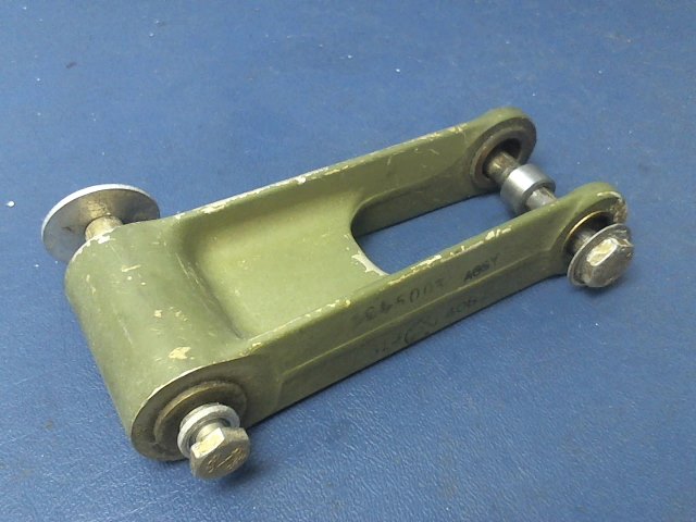 5045003-4 Cessna - BELLCRANK -IDLER