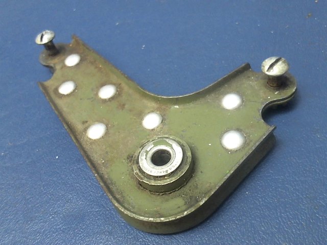 0861500-13 Cessna - BELLCRANK -AILERON