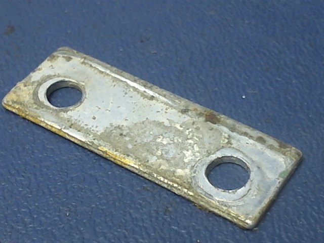 0710632-1 Cessna - SEAT BELT FITTING PLATE
