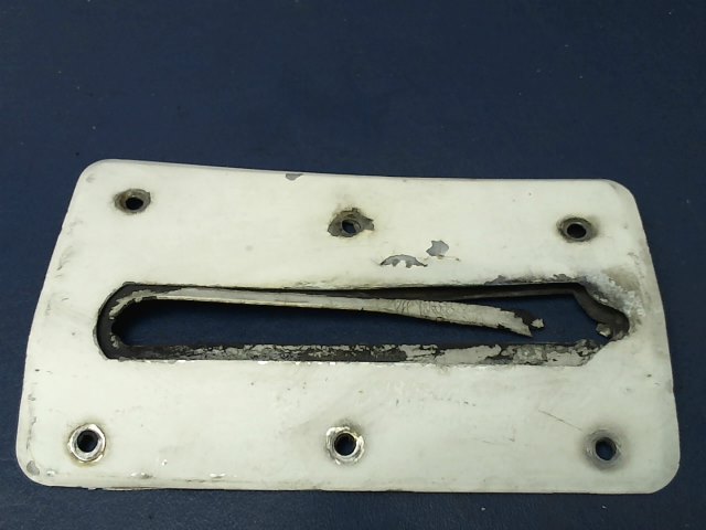 0511071-4 Cessna - Plate-Landing Gear Fillet RH (cracked)