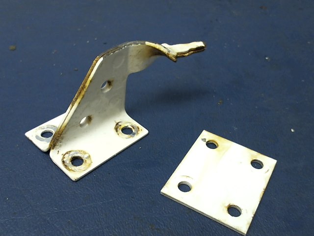 0523008-3 Cessna - STOP ASSEMBLY-DOOR CATCH LH