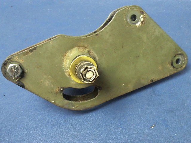 0523223-1 Cessna - BELLCRANK AILERON RH