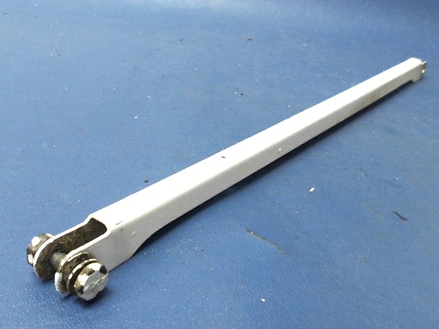0532001-47 Cessna - Channel Push Pull - Elevator trim