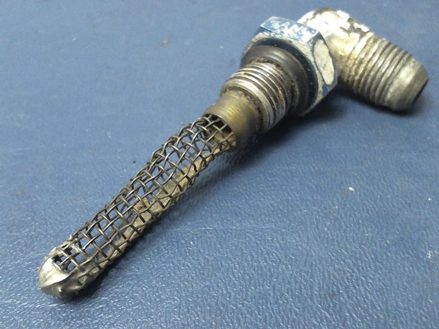 0422130 Cessna - STRAINER -FUEL TANK (FINGER)