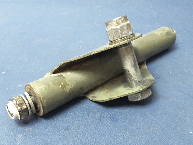 0760619-1 Cessna - HINGE - FLAP MOTOR
