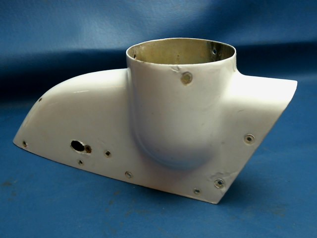 0531007-3-791 Cessna - TIP-ROTATING BEACON (Fiberglass)