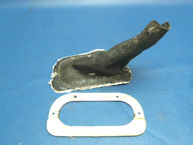 0543015-6 Cessna - BOOT STEERING LINK