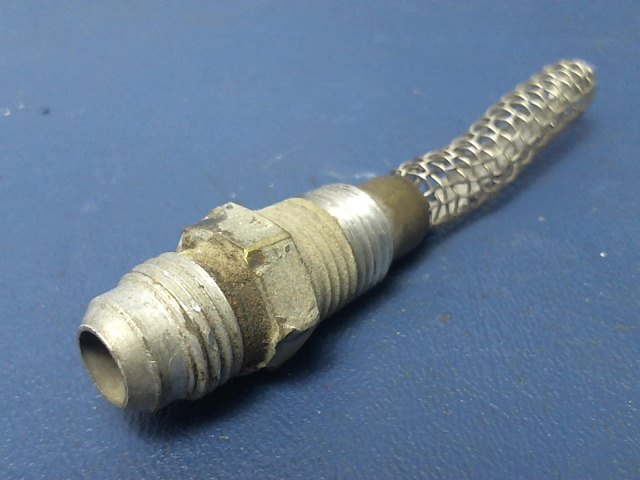 0422130 Cessna - STRAINER -FUEL TANK (FINGER)