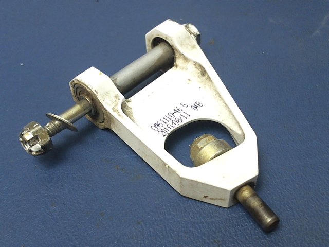 0961110-45 Cessna - YOKE -LH AILERON ACTUATOR