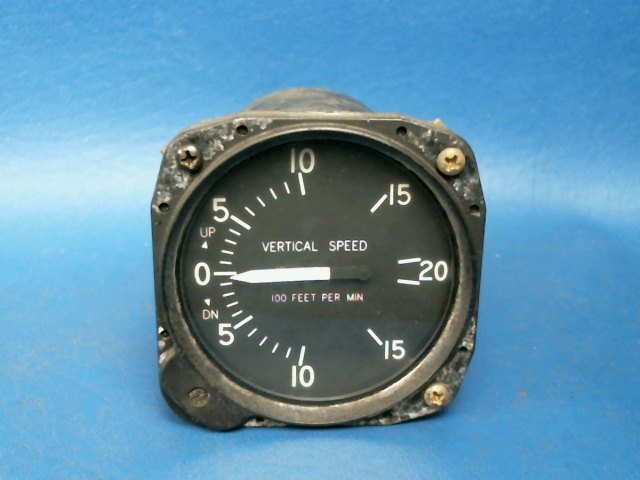 C661080-0101 Cessna - INDICATOR VERTICAL SPEED