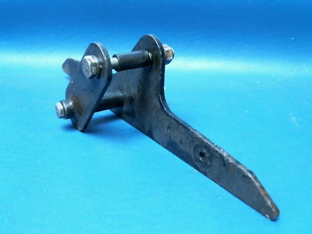 62771-02 Piper - BELLCRANK ASSEMBLY - Aileron RH