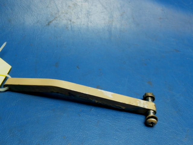 1717052-1 Cessna - ARM-DOOR STOP LH