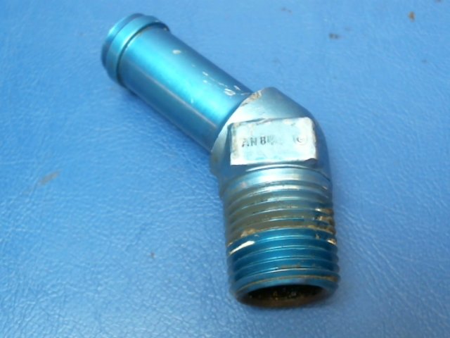 AN844-10D Lycoming IO-360-C1C - Elbow - Pipe thd 5/8 ID Hose 45