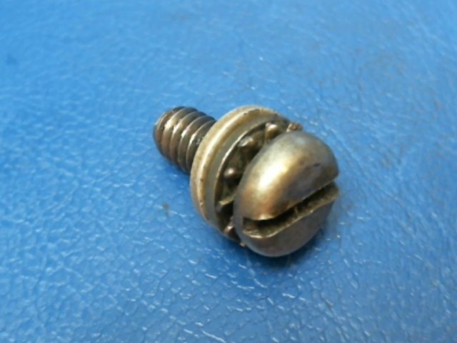 STD-1925 Lycoming - VALVE COVER SCREW 1/4-20 x 5/8 long (QTY 32)