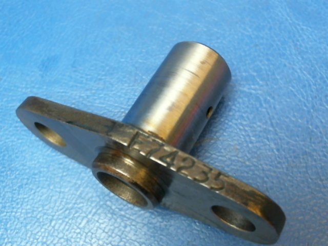 LW-13796 Lycoming IO-360-C1C - Shaft crankshaft idler gear