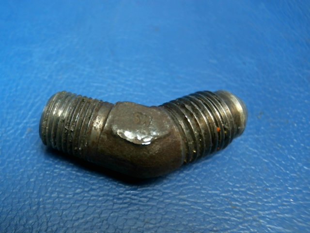 458 865 Piper - ELBOW - (AN823-4)