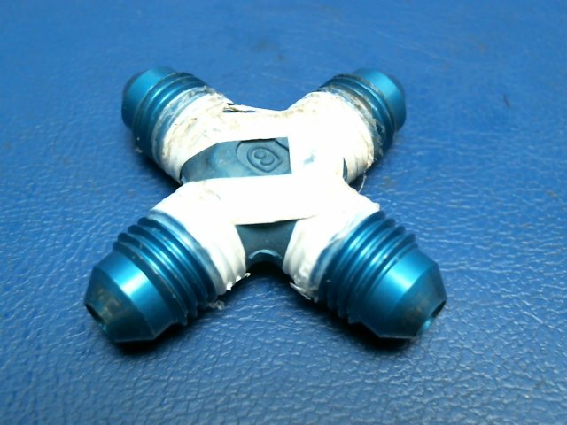AN827-4D Cessna - Cross - Oxygen System