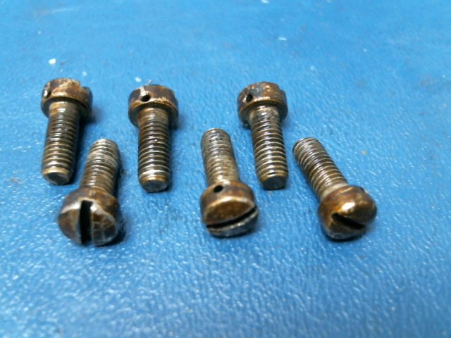 AN502-10-8 Continental O-200A - SCREW - DRILLED HEAD