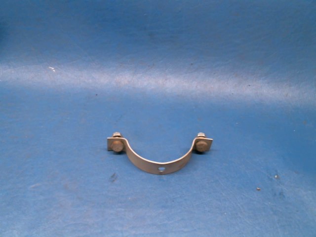 0550176-26 Cessna - CLAMP HALF-EXHAUST