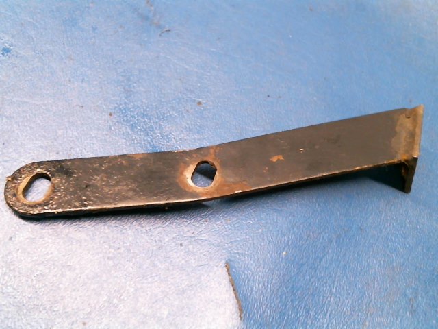 37658-00 Piper - BRACKET assy - Cowl support left engine outboard right engine inboard