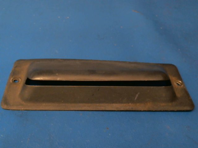 65318-00 Piper - OUTLET - Defroster air vent