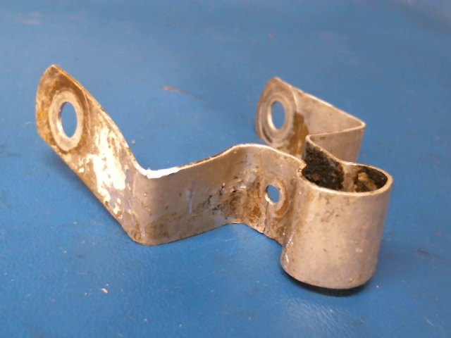 63332-03 Piper - CLIP - Hose top or bottom