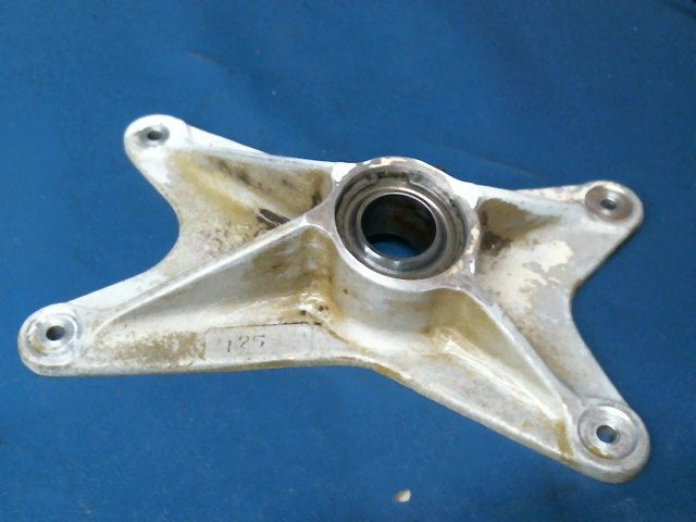 67040-12 Piper - FITTING ASSEMBLY - Forward Trunnion LH