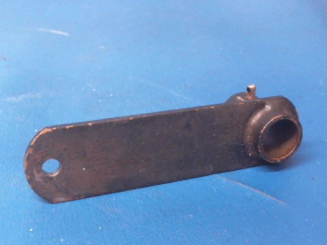 69092-00 Piper - ARM ASSEMBLY - Fuel selector control