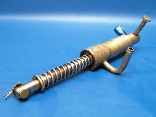10-22 Cleveland - CYLINDER - MASTER (Leaks out at seal)