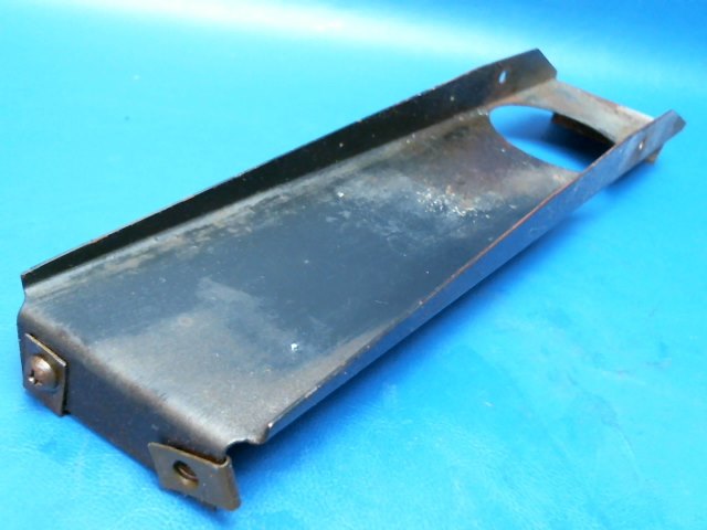 67603-00 Piper - BRACKET - Gascolator assembly