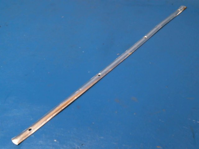 63142-34 Piper - TRIM STRIP - Cargo door windlacing top