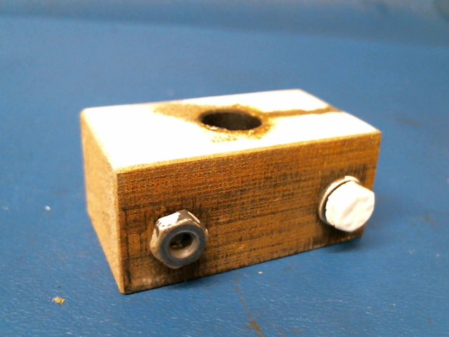 95775-00 Piper - BLOCK - Bearing nose gear door actuation