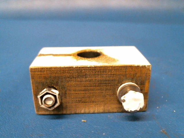 95775-00 Piper - BLOCK - Bearing nose gear door actuation
