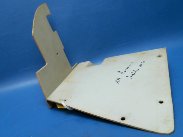 96464-00 Piper - DECK- Electrical equipment right