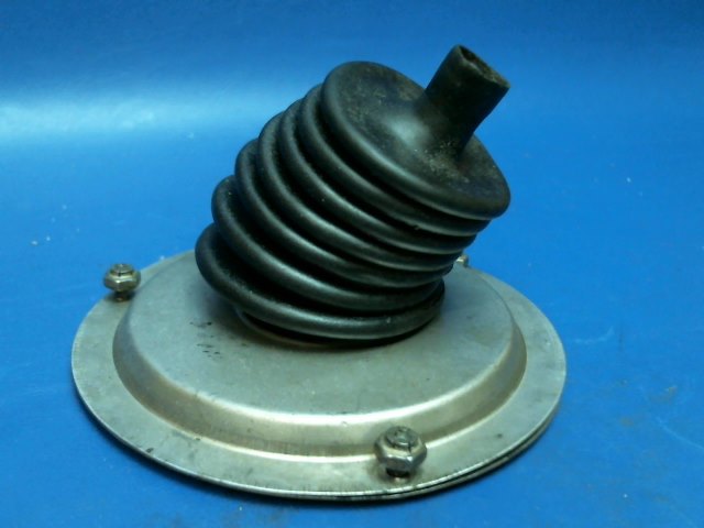 63910-00 Piper - HOUSING-Seal ring retainer (Boot is Torn)