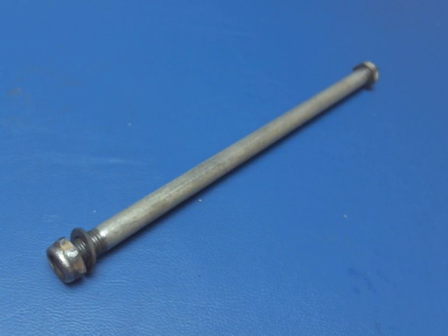 401 456 Piper - BOLT - 1 Axle (AN6-76A)